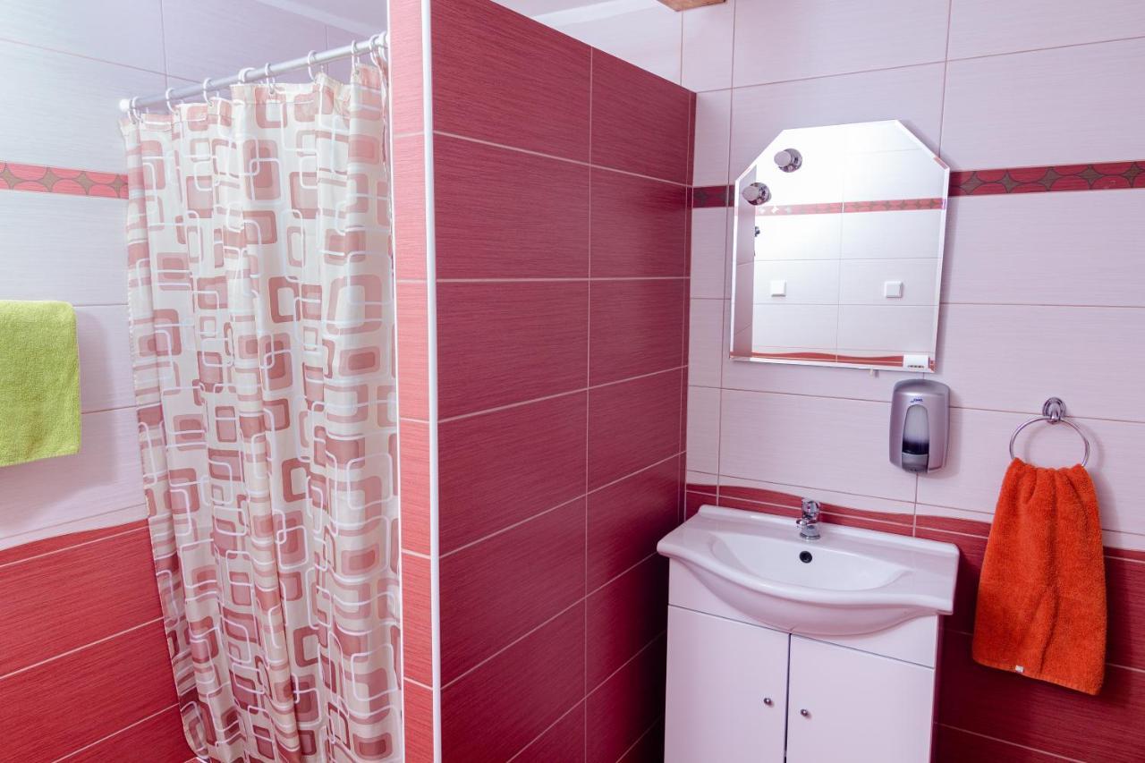 Apartman Cabernet Velké Pavlovice Exterior foto